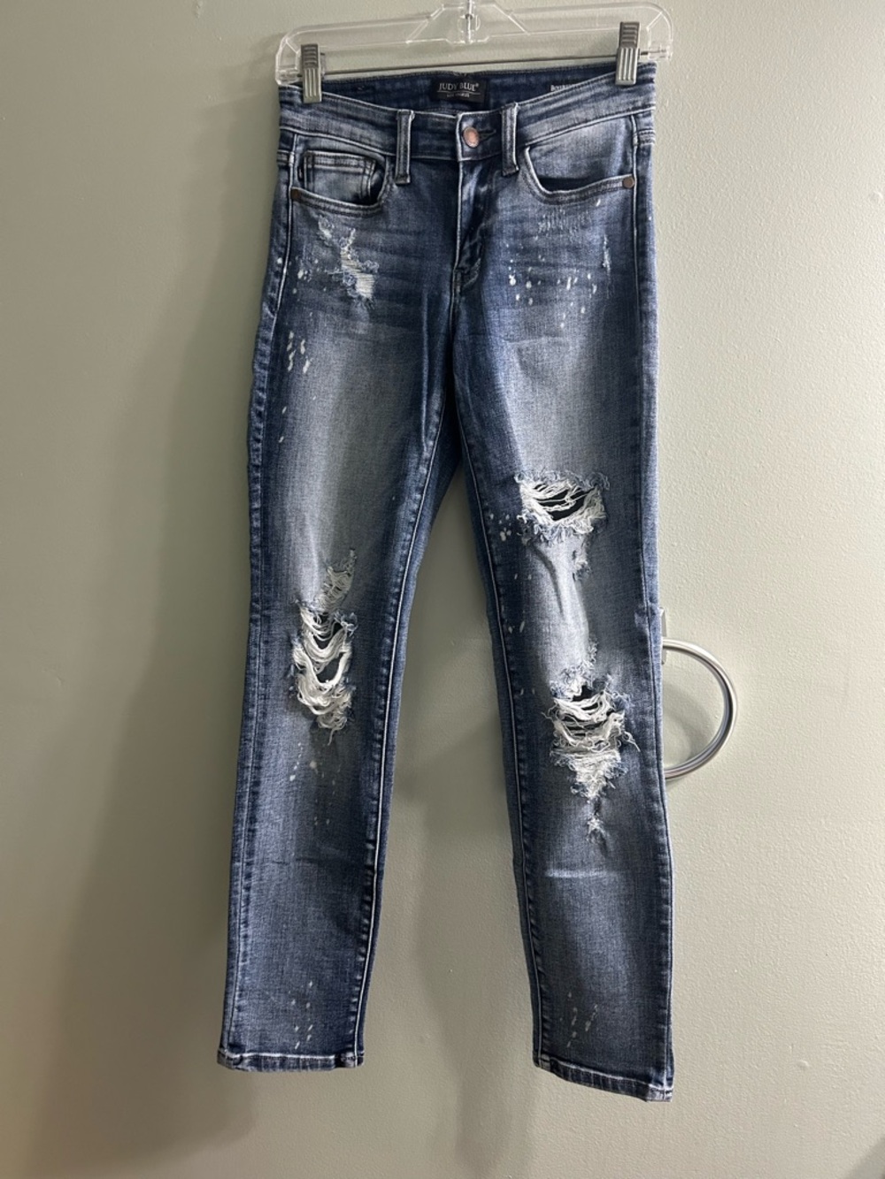 Judy blue boyfriend fit jeans stretchy distressed